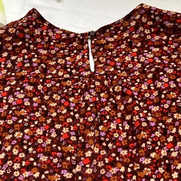 Madewell Rhyme Floral Top in Spring Floral Rusted - Picture 7 of 8